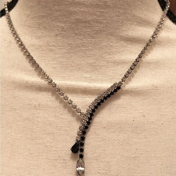 Necklace, faceted crystal tennis 16” + 1” dangle - Picture 8 of 8